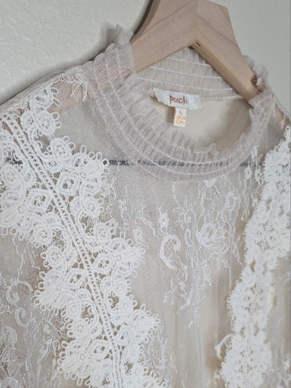 A.Peach Sheer Lace Blouse Top L Cream Mock Neck Balloon Sleeve Romantic Boho - Picture 5 of 12
